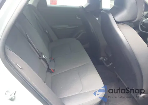 2025 Kia K4 Lxs из США, поврежденный, VIN 3KPFT4DE8SE041047